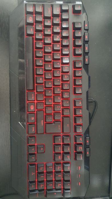 Teclado Devastator II da Cooler Master