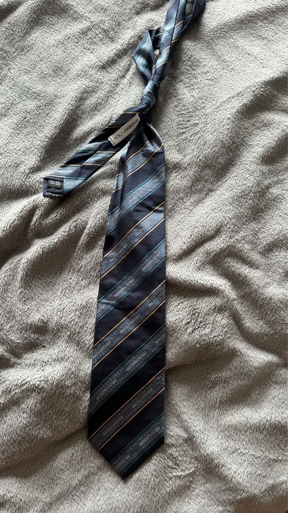 Оригинальный шелковый галстук dolce & gabbana