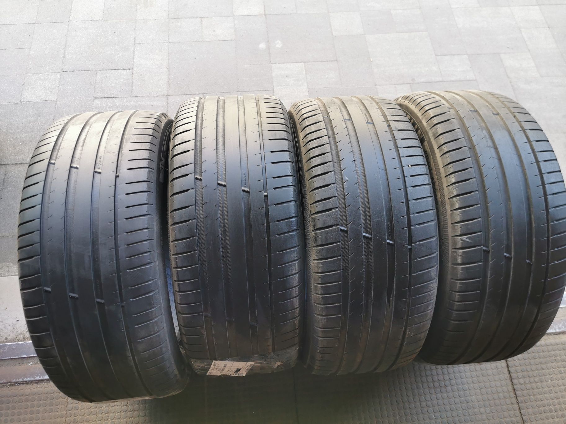 Летняя резина 265/50 R19 Michelin pilot sport 4