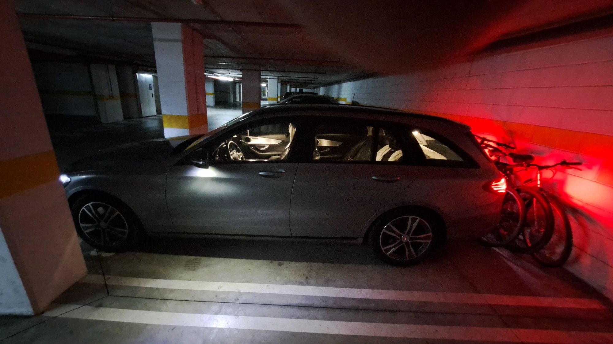 C 250 Mercedes-Benz TETO Panorâmico top de gama