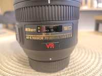 Nikon AF-S Nikkor 70-300 mam VR