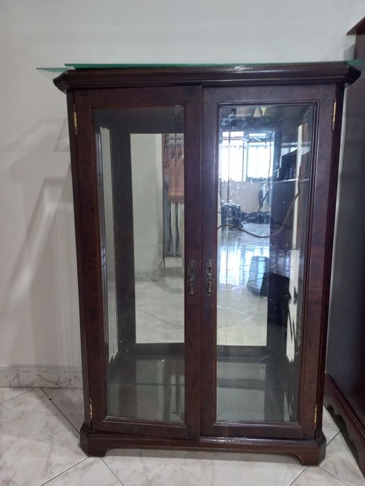 Cristaleira em Cerejeira