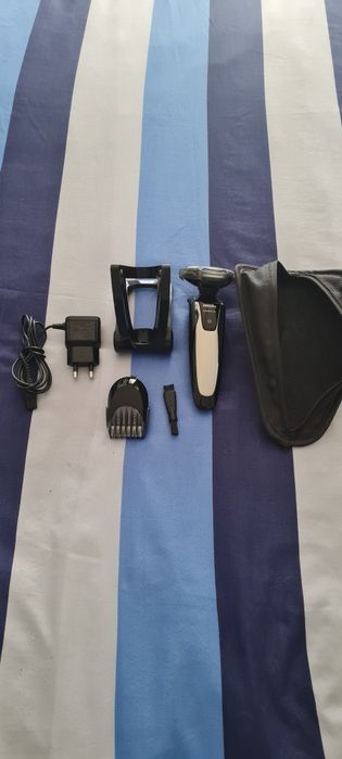 Máquina de barbear Philips
