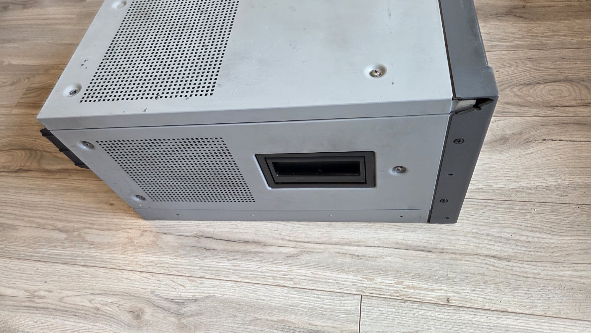 Monitor crt Sony BVM 14F5E do retro  Snes Nes N64 Sega Psx Amiga Xbox