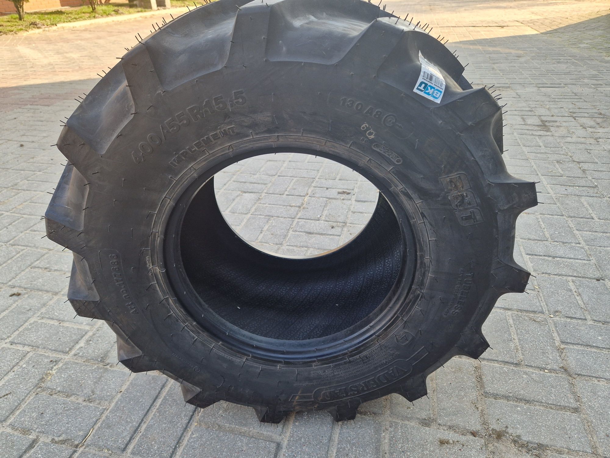 Opona BKT 400/55R15.5