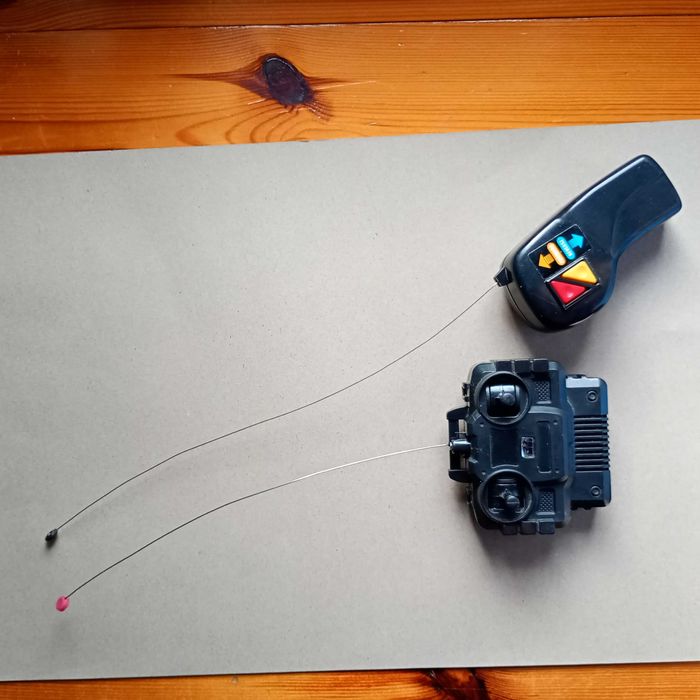 Pilot zdalnego sterowania 27MHz, 6F22