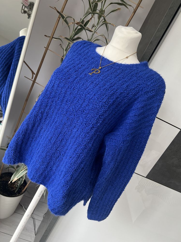 Damski niebieski sweter L/40