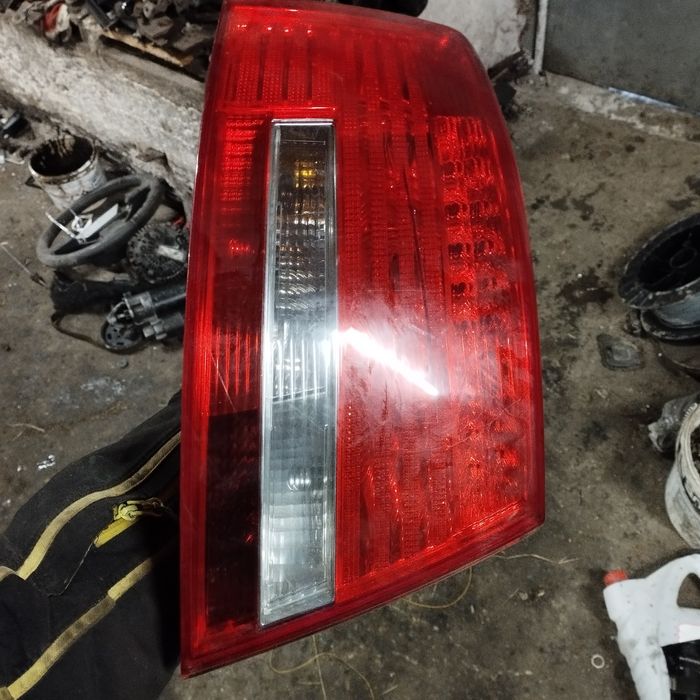 Audi A6 C6 sedan lampa tył lewa LED kompletna