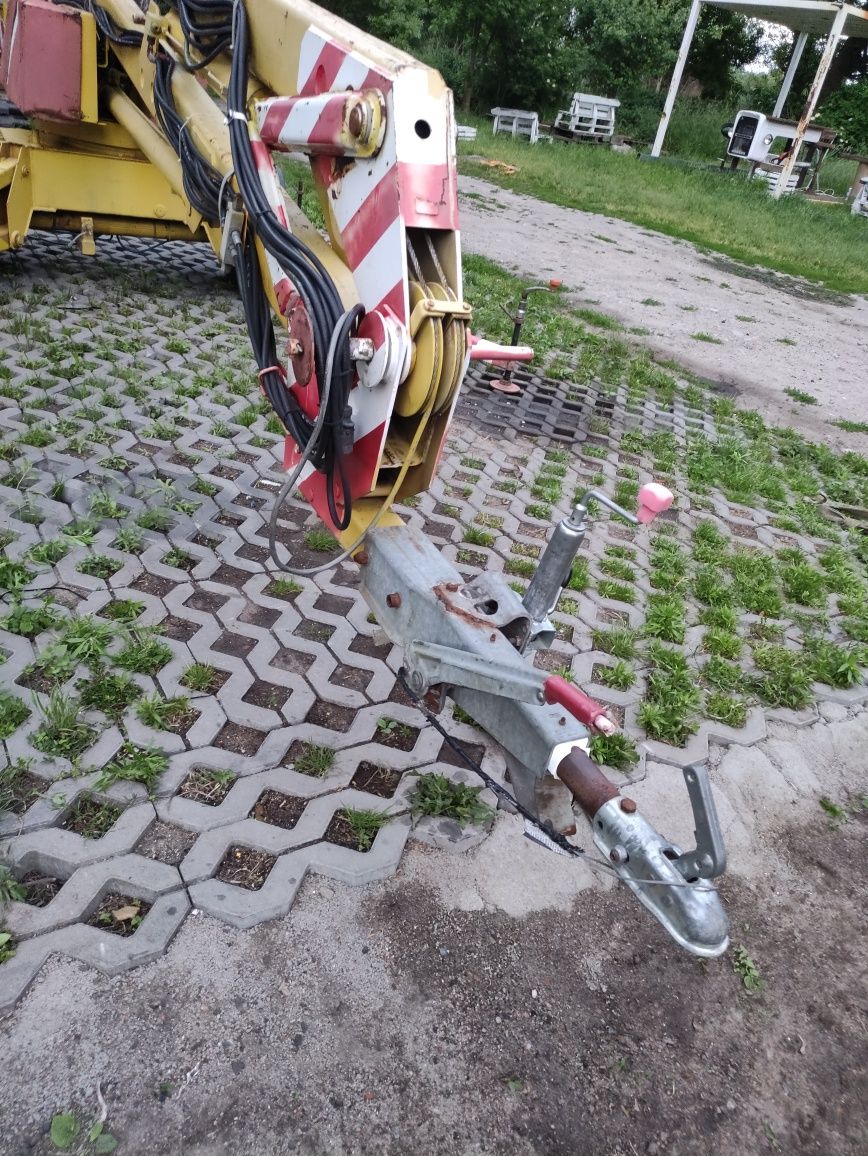 Podnośnik koszowy PK 12 wzwyszka