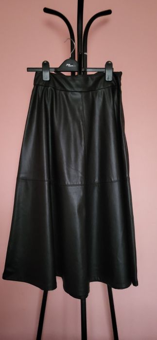 Кожана жіноча спідниця