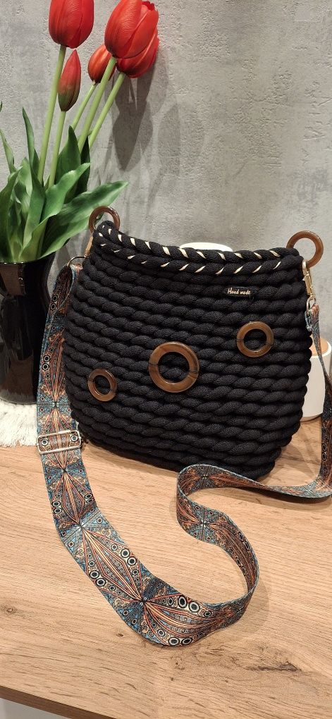 Torebka czarna  boho z grubo plecionego sznurka bawełnianego