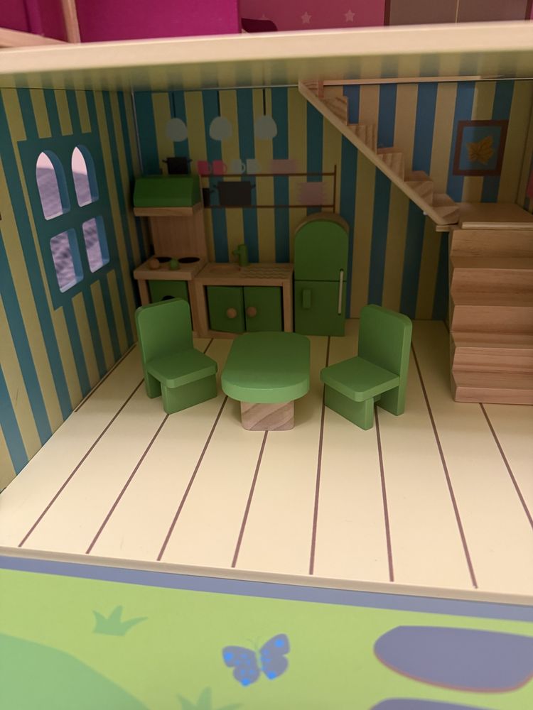 NOWY drewniany domek dla lalek