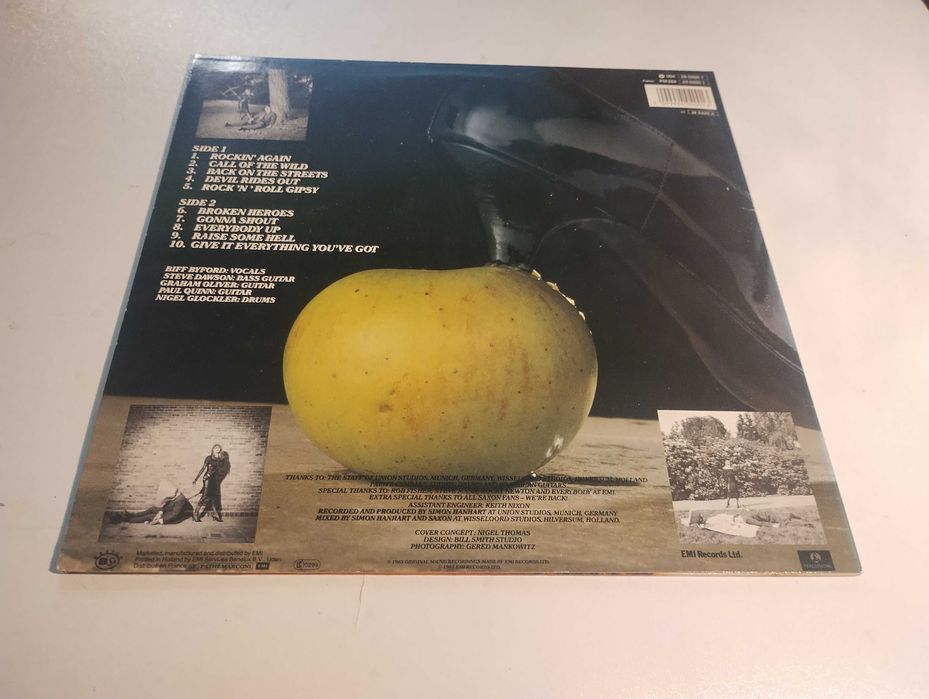 Saxon Innocence is no excuse LP firs press ( near mint )