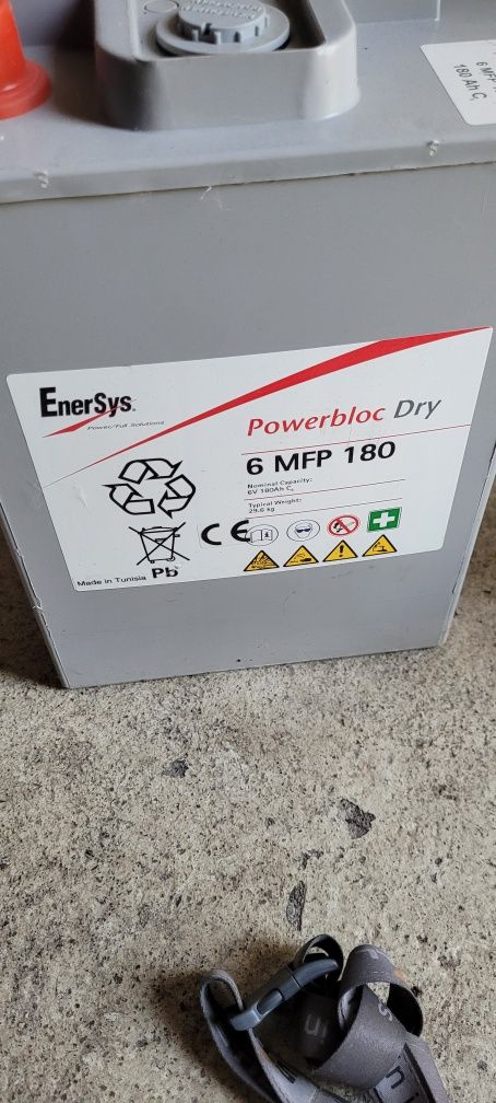 4 x akumulator żelowy - magazyn energii, fotowoltaika 180 ah