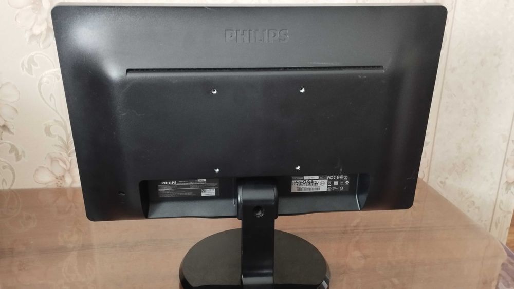 Монітор Philips 196V