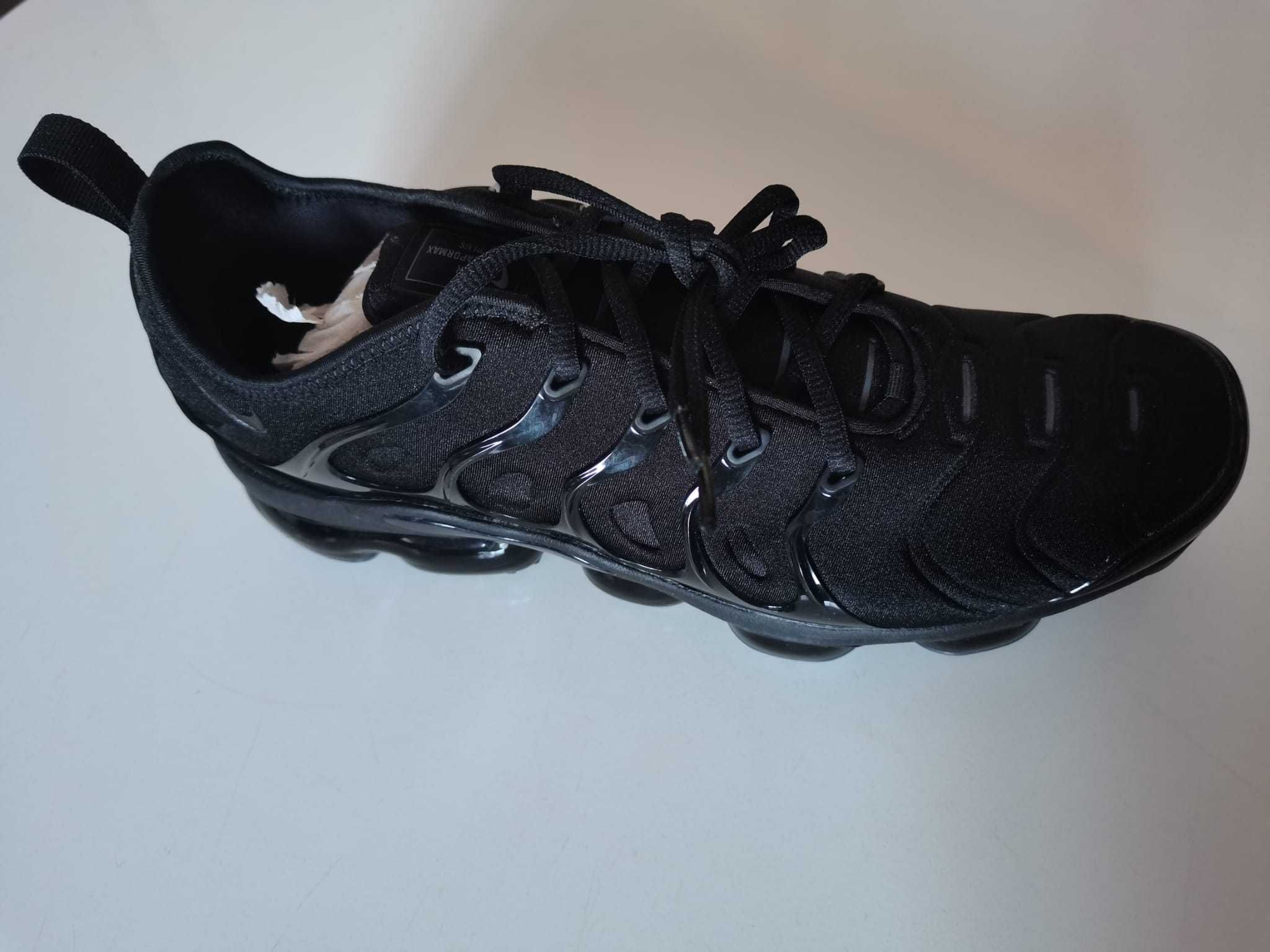 Sapatilhas NIKE Air VaporMax Plus NOVAS - nº46