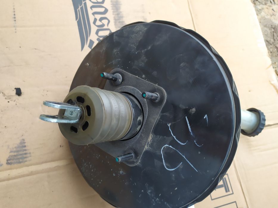 Вакуум лансаер 10 2.0+Головний гальмівний циліндр+Бачок,