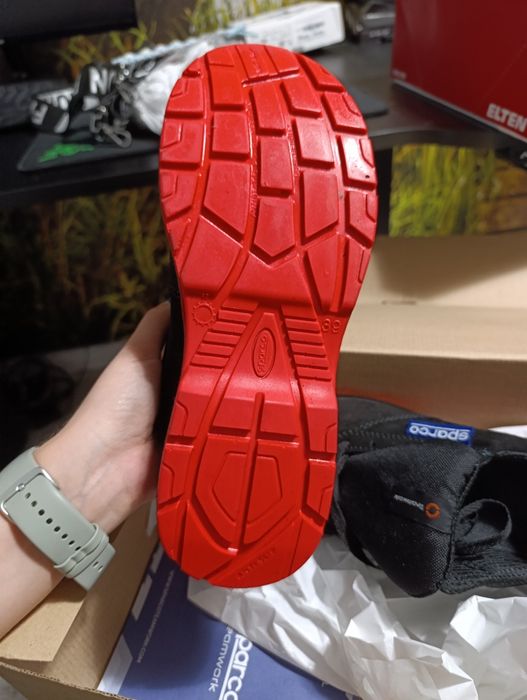 Buty robocze sparco 39 nowe