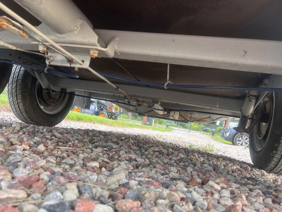 Przyczepa Böckmann 1500 kg – dwuosiowa, odrestaurowana, zarejestrowana