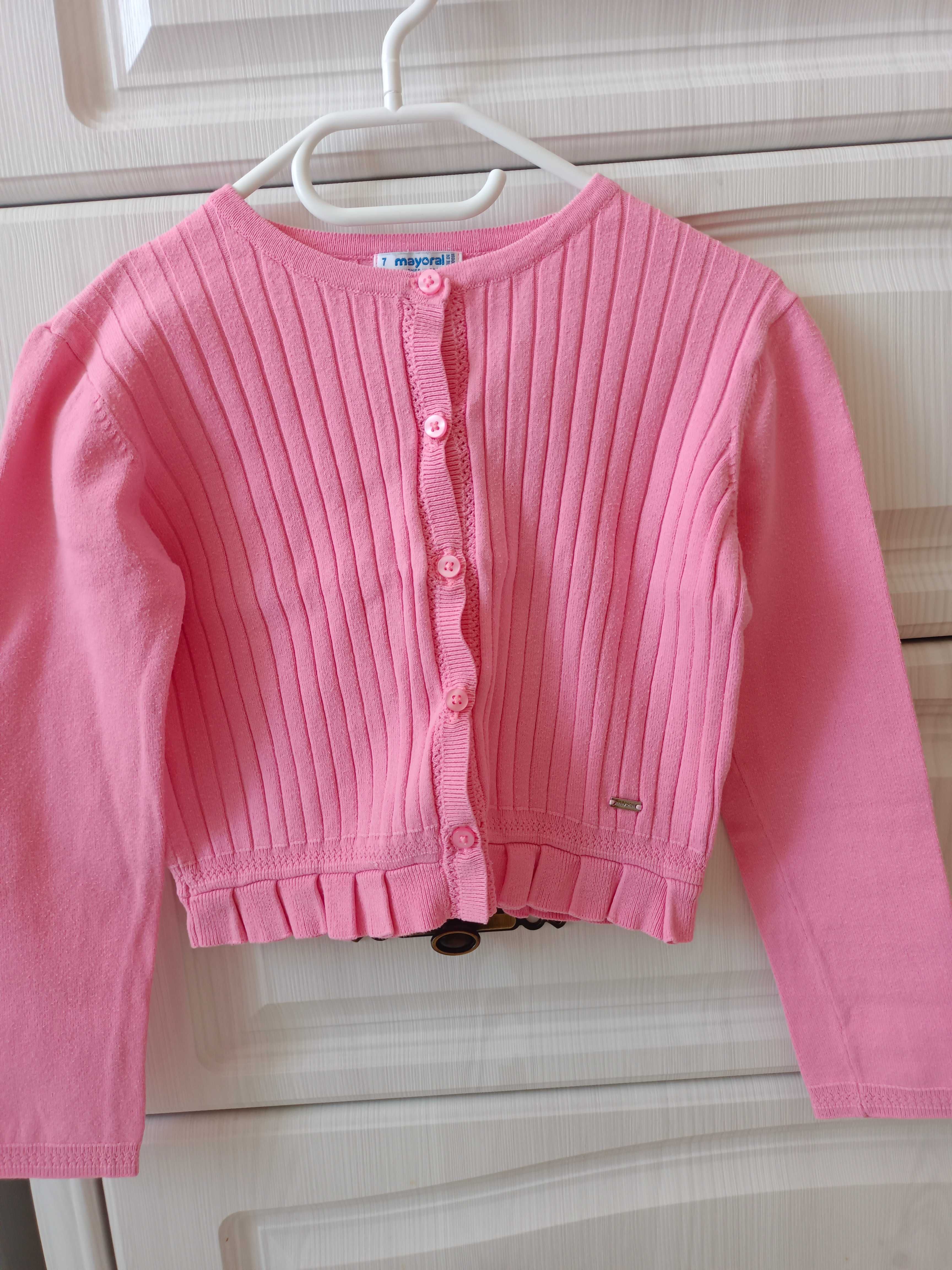 Sweterek dla dziewczynki Mayoral, rozmiar 122