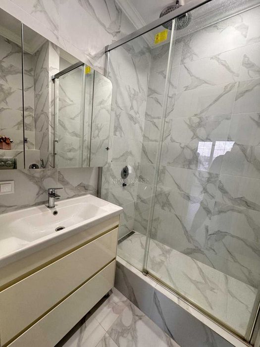 БЕЗ КОМІСІЇ! Єоселя!Продається 4-к таунхаус в Святопетрівському районі