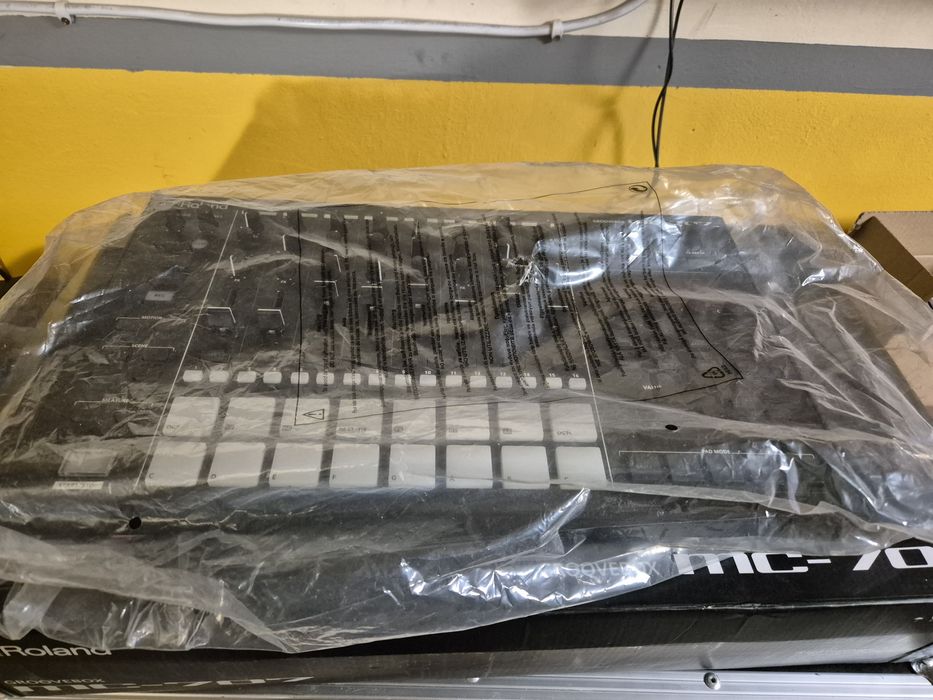 Roland mc-707 perfekcyjny stan