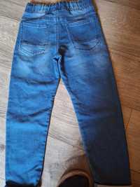 Spodnie jeans nowe dzieciece