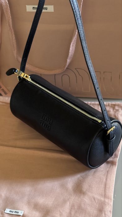 Шкіряна сумка Miu Miu