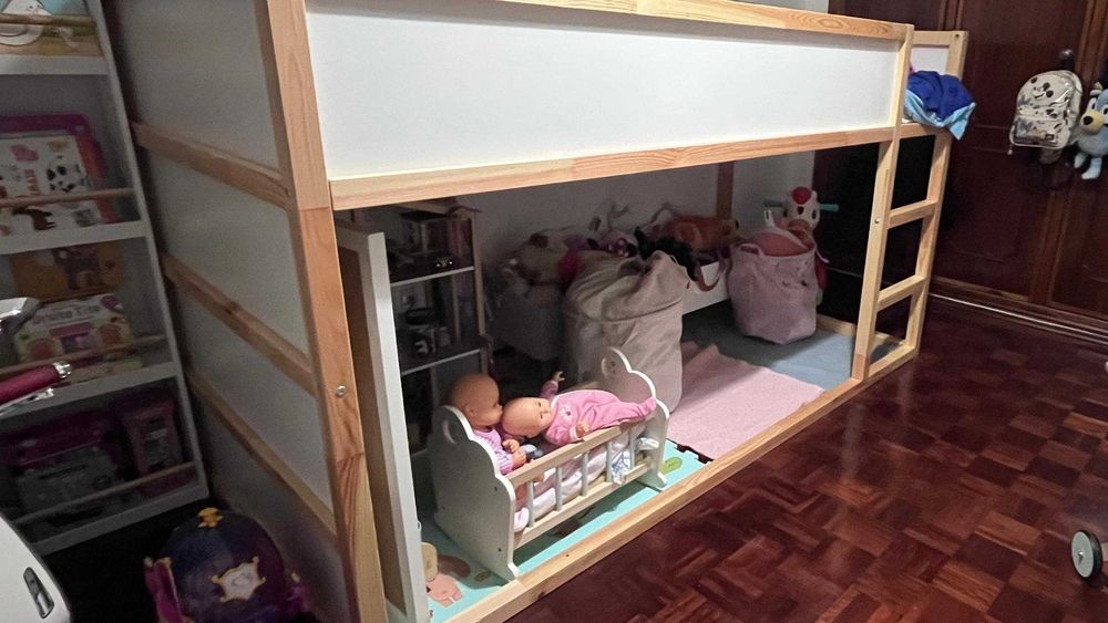 Cama de criança reversível