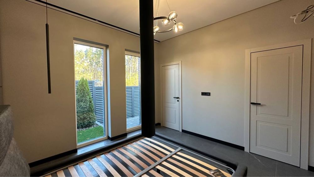 Будинок з новим ремонтом у Лісовій Бучі. Престижна локація, документи