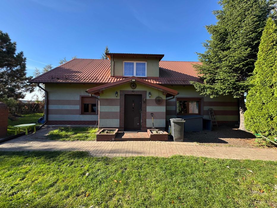 Przestronny dom 182 m² – Sarbinowo k. Kostrzyna, działka 6,5 ara