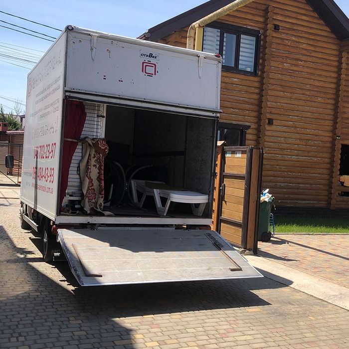 Грузоперевозки, перевозка мебели, такси, грузчики, вещей.