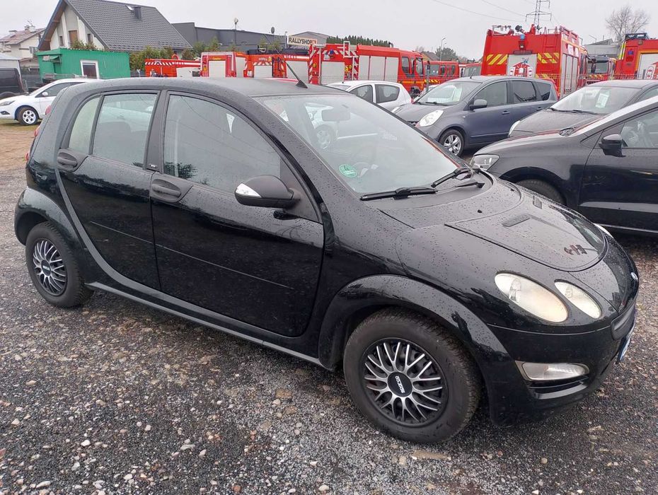 Smart ForFour 1.1 benz. 75KM Klima Nowe opony bliźniak Mitsubishi Colt