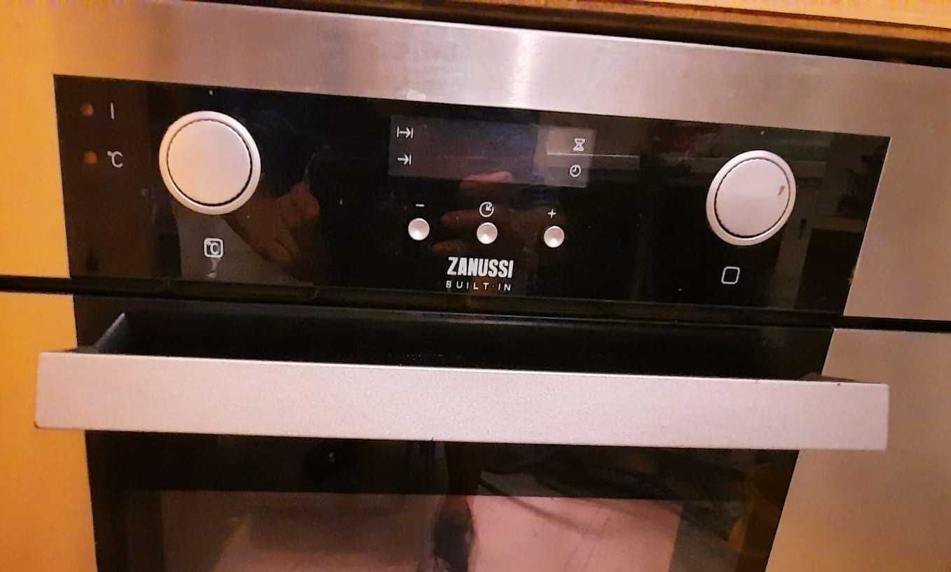 Forno de encastrar elétrico - Zanussi