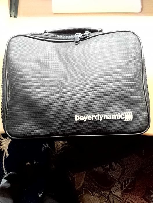 продаю радиомикрофон Bayrdynamik