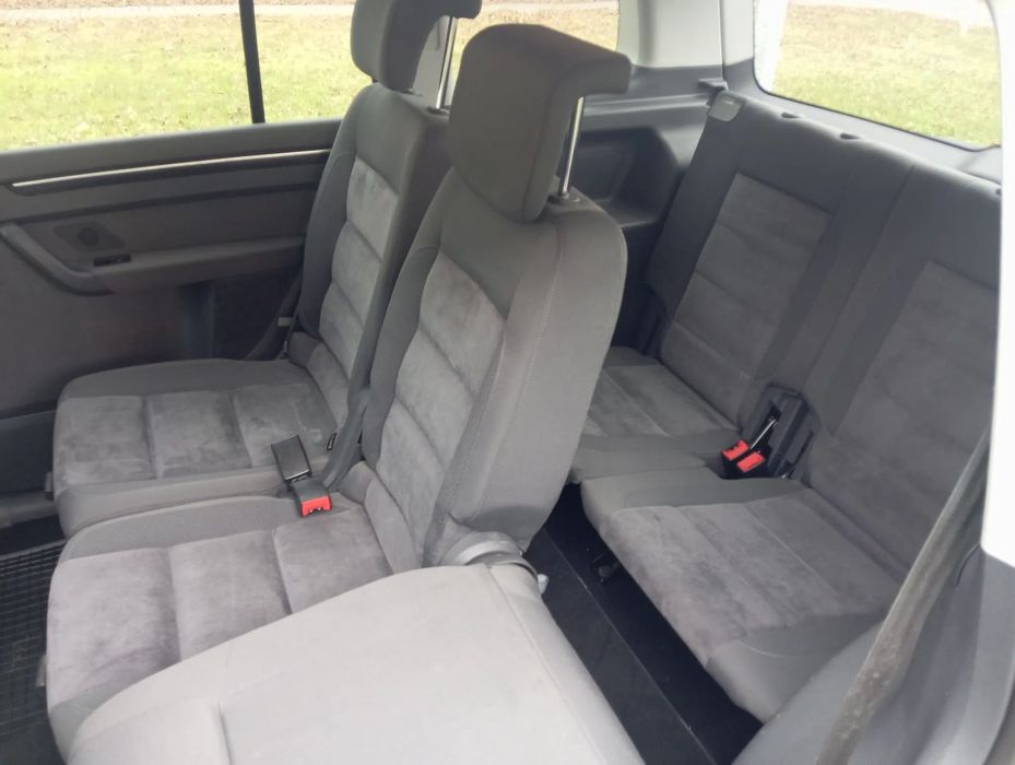 Volkswagen Touran VW Touran 2011 7 - osobowy DSG 2.0TDI 140km