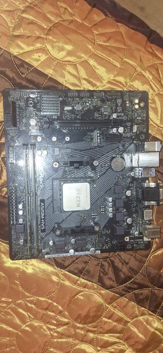 Материнка + озу + процессор возможно по отдельности