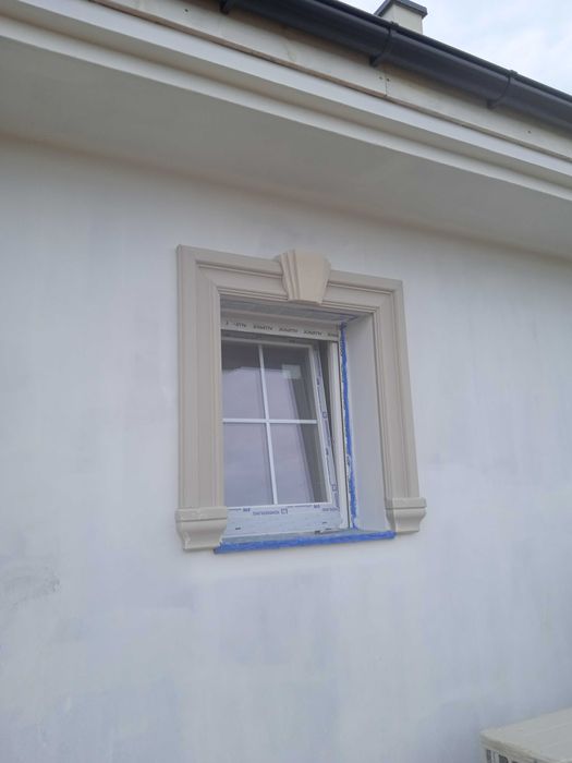 Sztukateria elewacyjna bonie gzymsy listwy styropianowe profile okienn