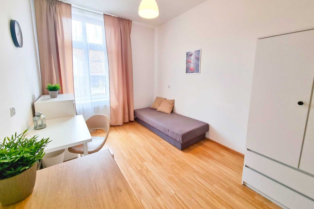 Duży pokój w śródmieściu Katowic ul. Mikołowska 17, blisko AWF