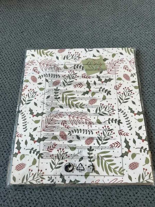 Zestaw 4 toreb świątecznych, prezentowych