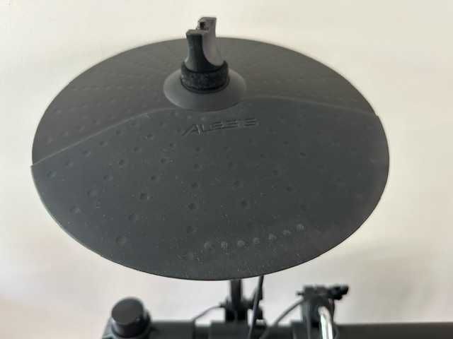 Bateria Eletrónica Alesis Turbo Mesh Kit - Praticamente Nova