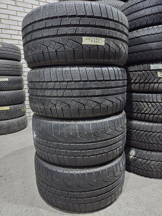 Шина зимова 255/40R18 Pirelli Sotozero 2022
