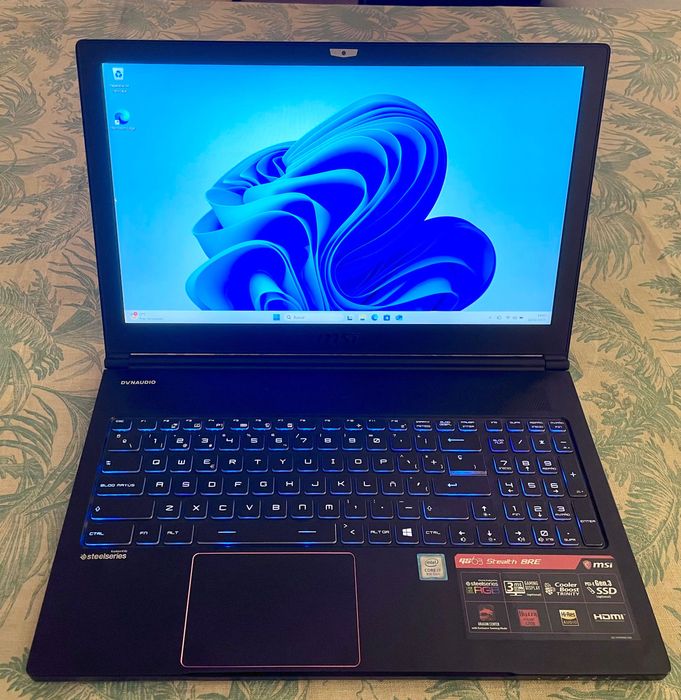 Portátil MSI GS63 Stealth 8RE de 15,6"