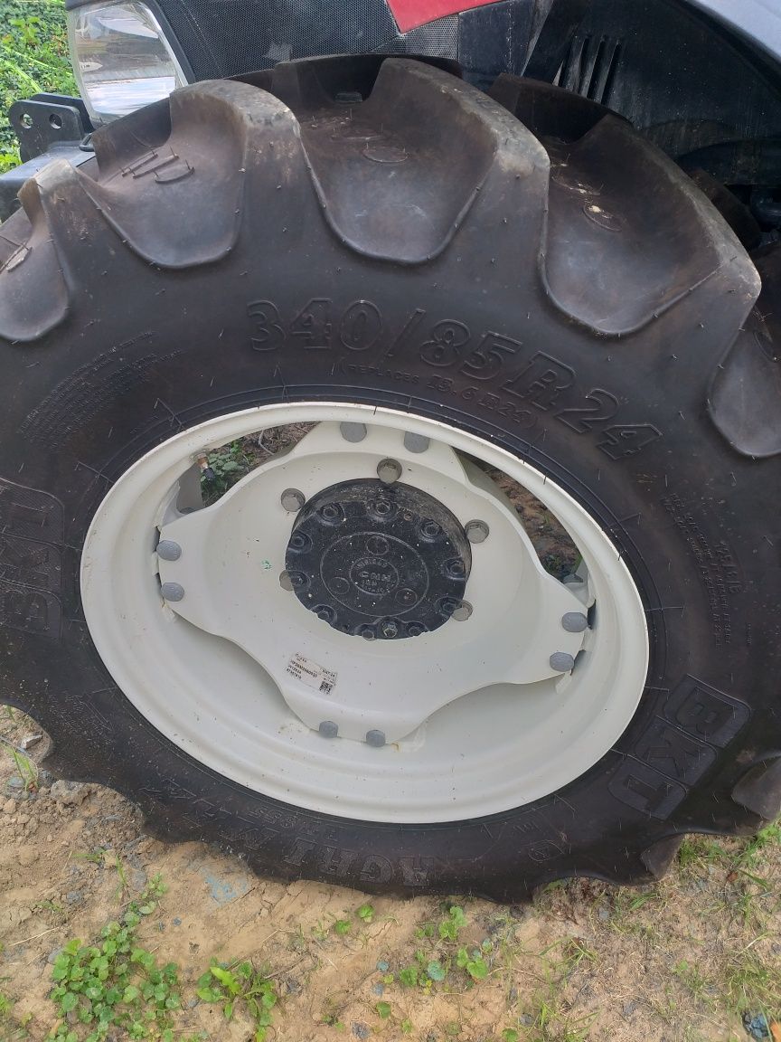 Koła 16.9 R34, 13.6 R24 New Holland, Case, Nowe 2025