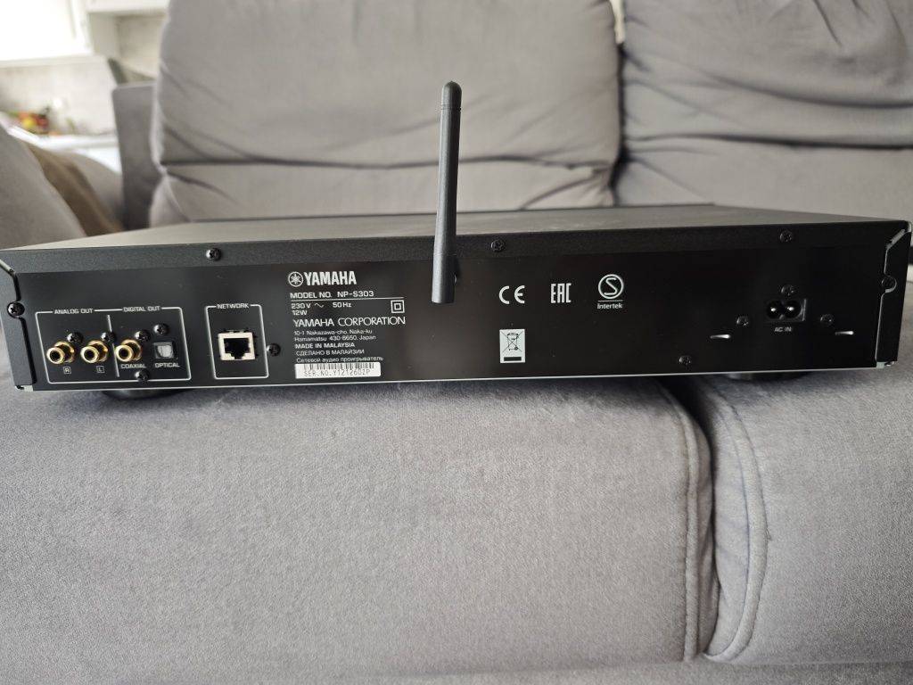 Yamaha NP-S303 MusicCast Wi-Fi Bluetooth Internet Radio Spotify Tidal