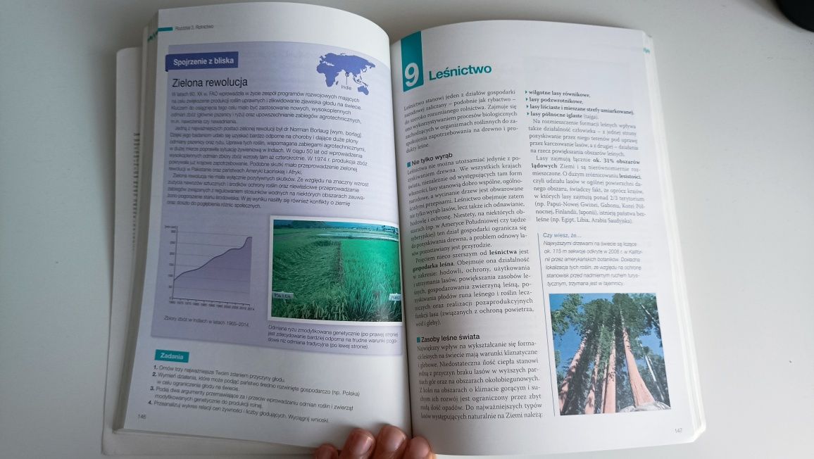 oblicza geografii 2,  zakres rozszerzony, używany, stan dobry