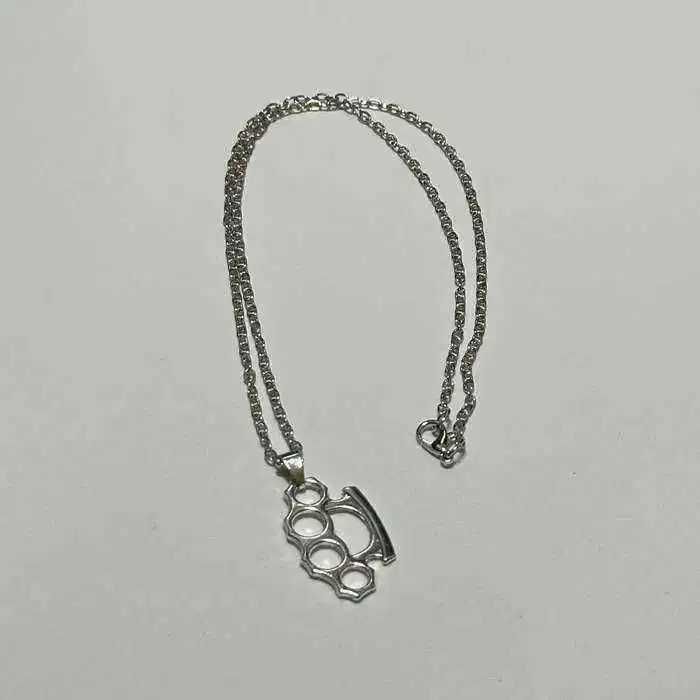 Naszyjnik Kastet Boks MMA Walka Judo Cios Uderzenie Legia