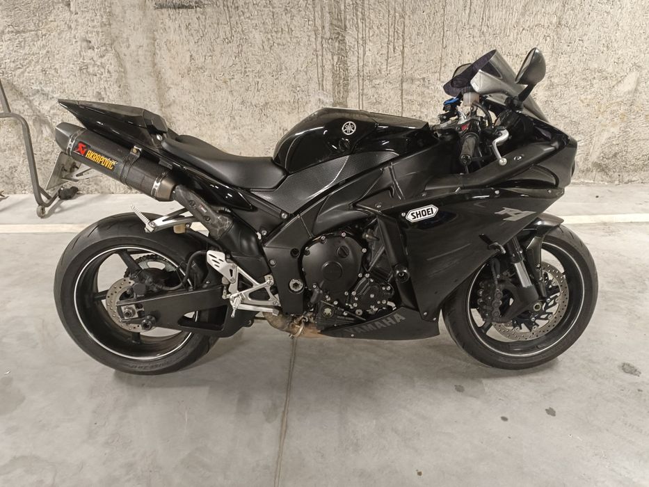 Motocykl YAMAHA R1 rn22 - rok 2010 - bezwypadkowy!!!