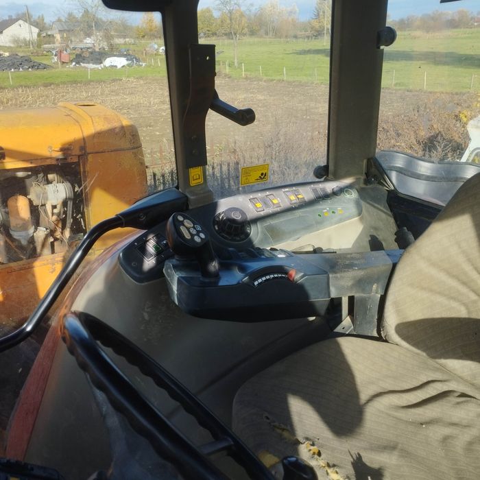 Ciągnik Case cvx 170 rok2001