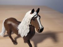 Figurka konia Schleich - klacz rasy szwarcwaldzkiej